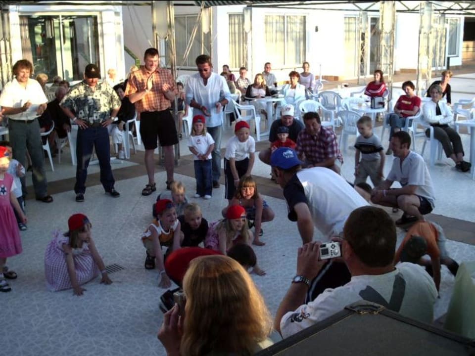 Kinderdisco.m.Antonio.von M.Kurowski Hotel Mariant Park
