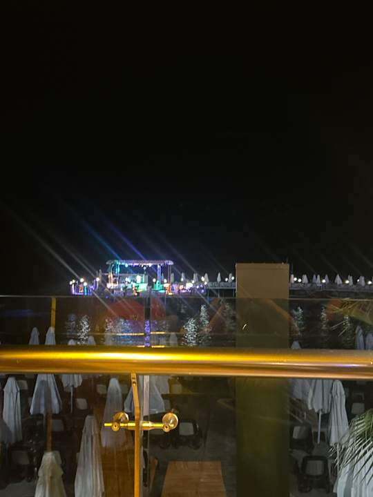 Sonstiges Azura Deluxe Resort & Spa Hotel