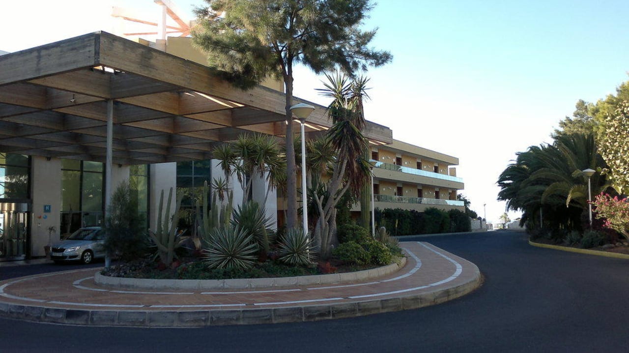 Hoteleingang SBH Club Paraiso Playa