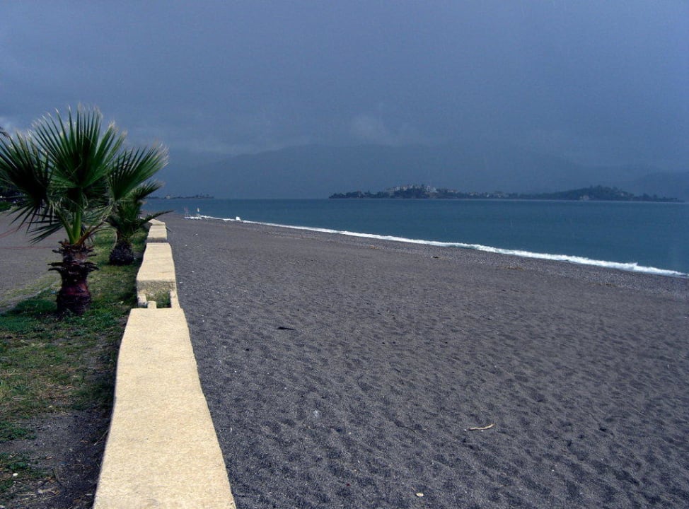 Die Ruhe vor dem Sturm Günes Hotel