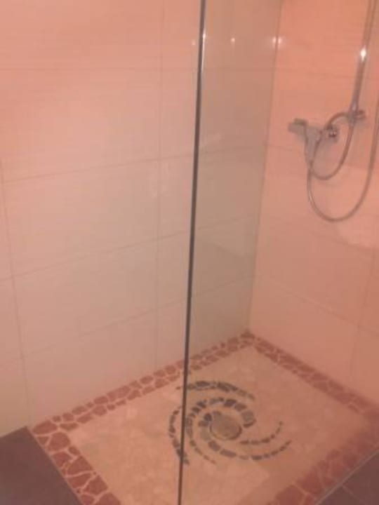 Dusche Revita Hotel Kocher