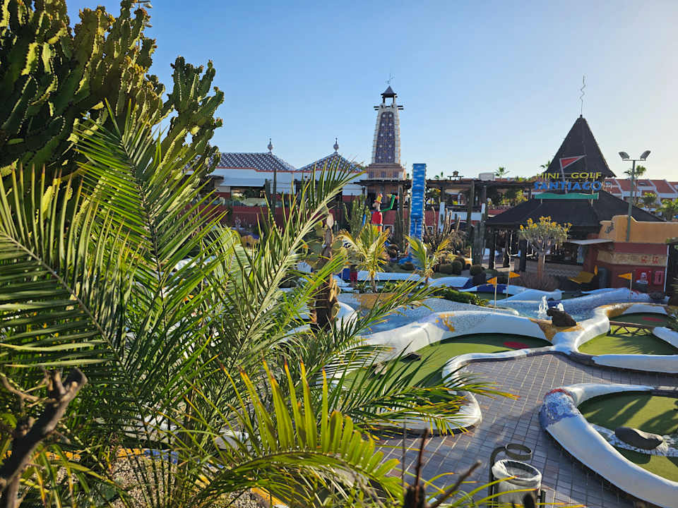 Sport & Freizeit Parque Santiago III Official