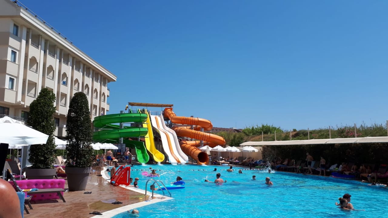 Pool Calimera Hane Garden