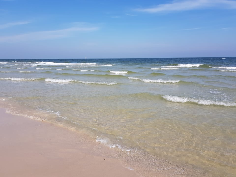 Strand Laksasubha Hua Hin