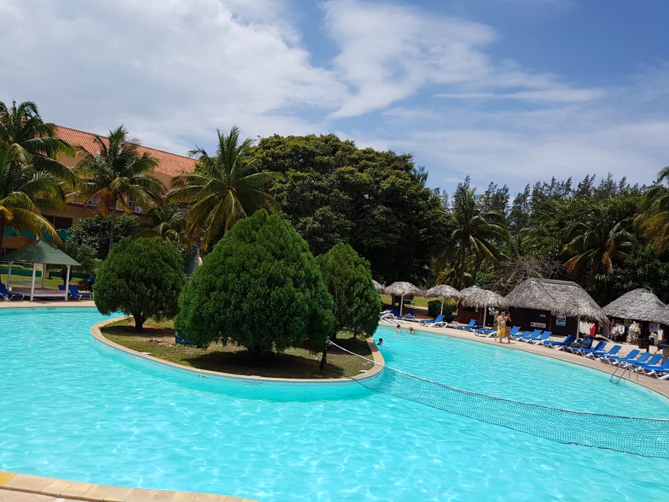 Pool Hotel Brisas del Caribe