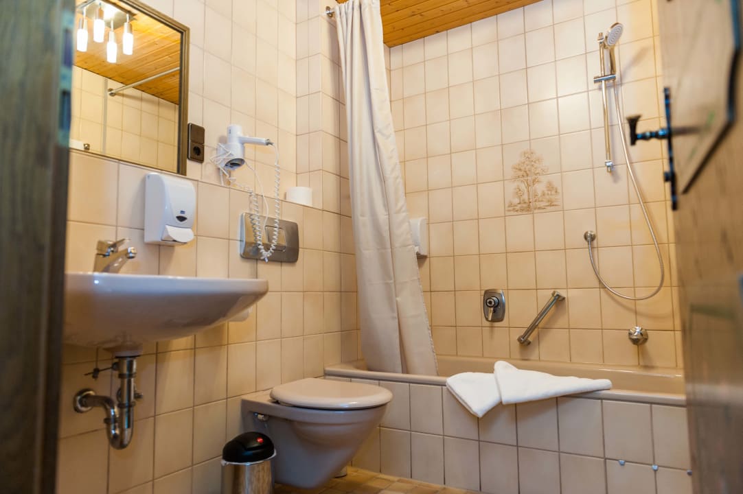 Zimmer Brauereigasthof und Hotel Schmucker