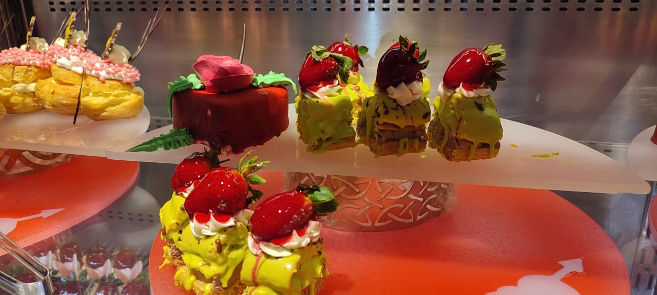 Gastro Side Royal Palace Hotel & Spa