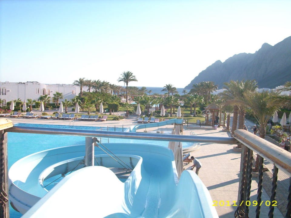 Pool mit Rutsche Happy Life Village