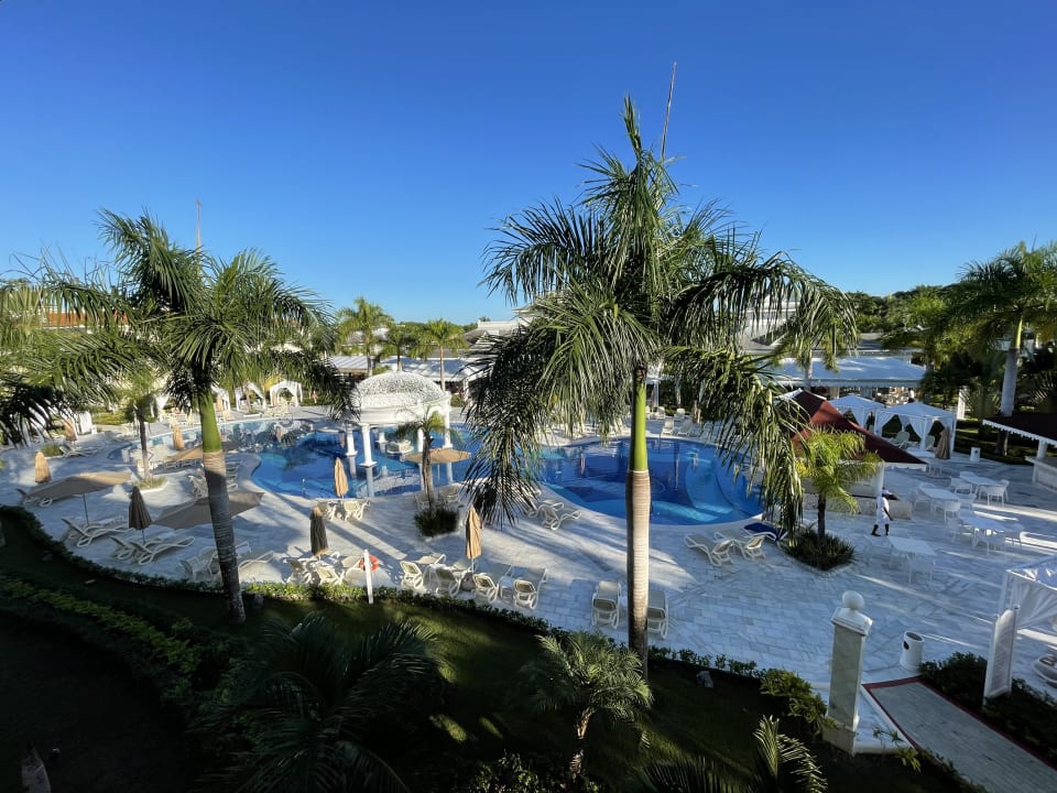 Pool Bahia Principe Luxury Bouganville