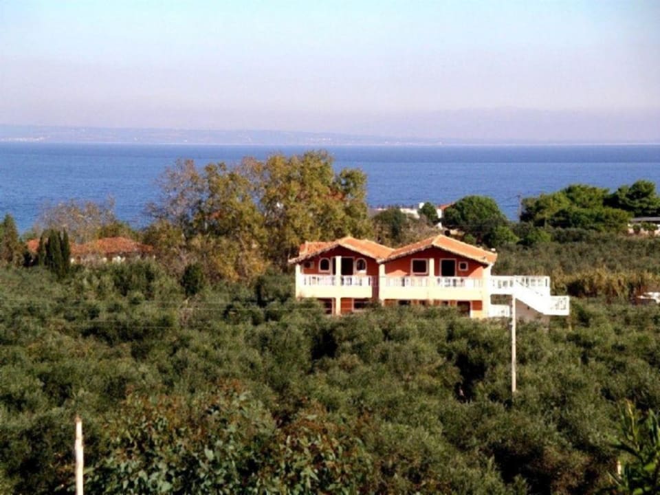 Arazzo (sea view) Arazzo Holiday Apartments