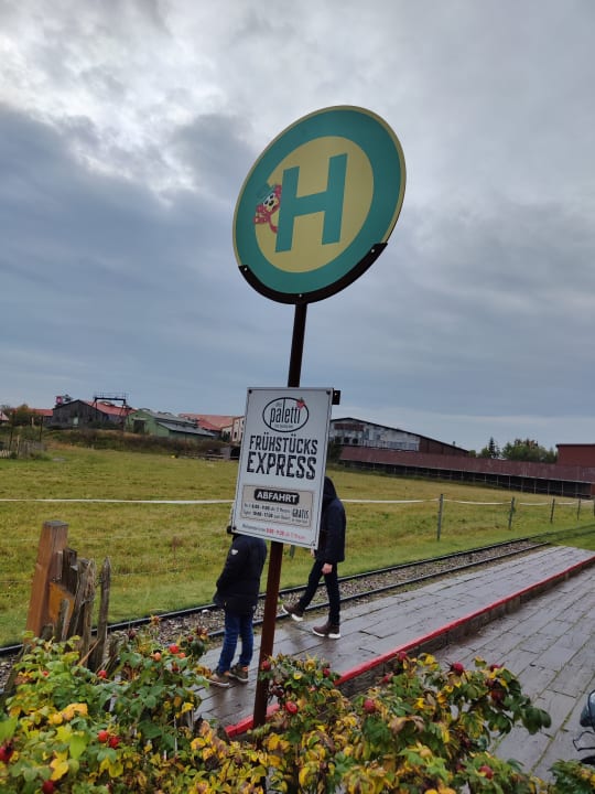 Sport & Freizeit Alles Paletti Karls Upcycling Hotel