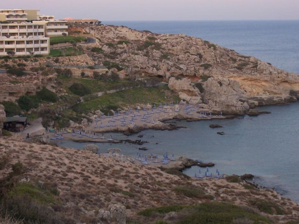 Blick zum Hotel-Strand Hotel Kalithea Mare Palace