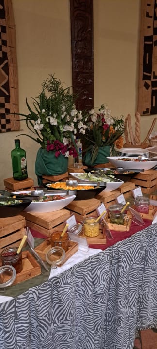 Gastro Hotel Amboseli Sopa Lodge