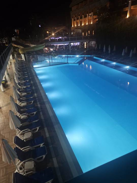 Pool Dream World Resort & Spa