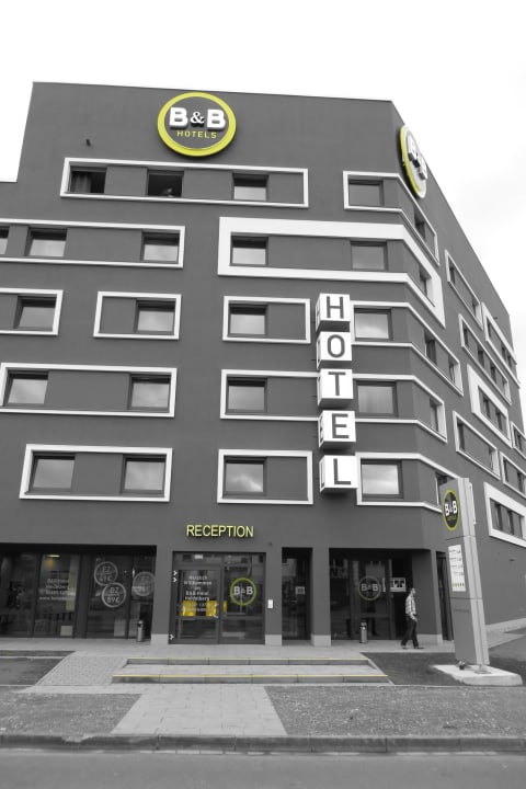 Hotel von Aussen B&B Hotel Heidelberg