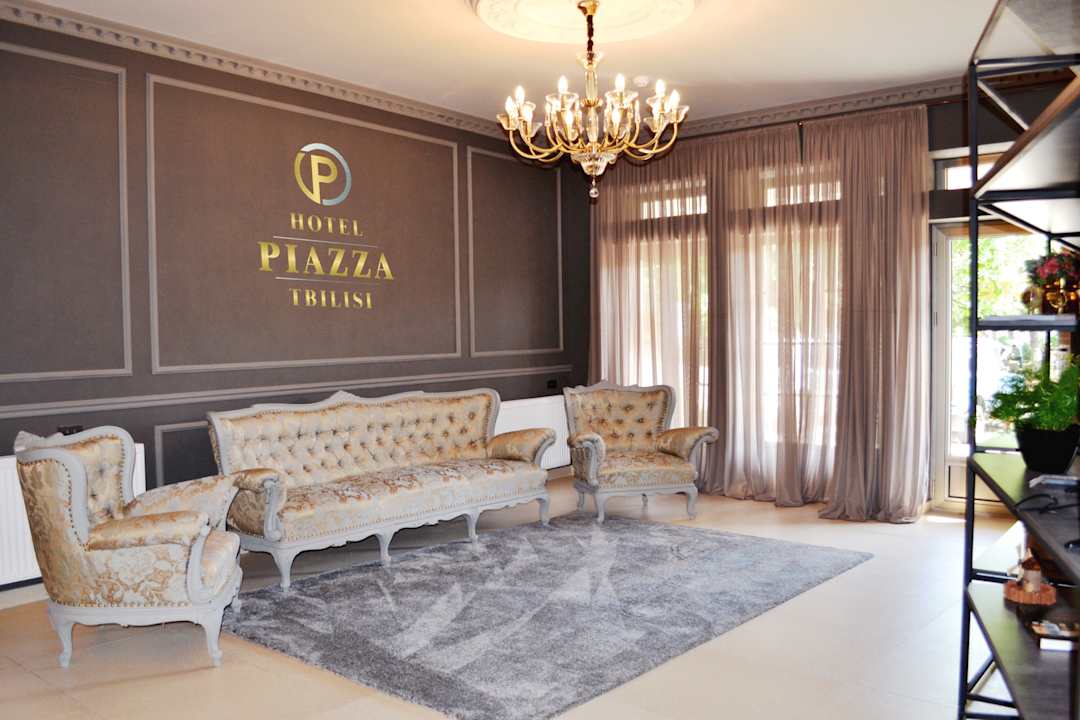 Lobby Hotel Piazza