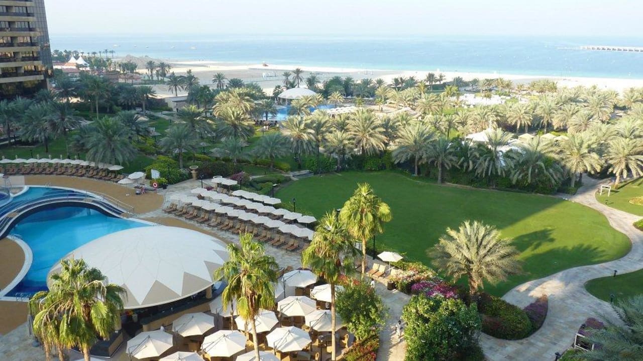 Blick vom Zimmer 556 in den Garten Le Royal Méridien Beach Resort & Spa Dubai