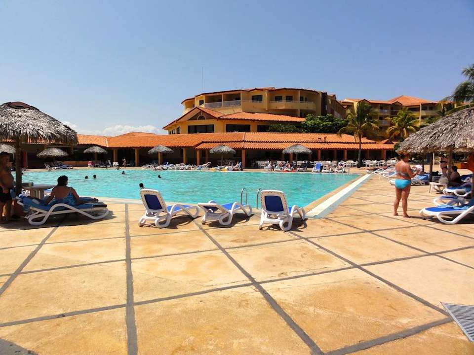 Der Hauptpool der Hotelanlage Sirenis Tropical Varadero