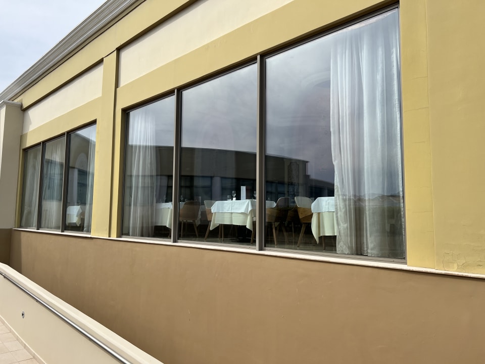 Gastro La Marquise Luxury Resort Complex