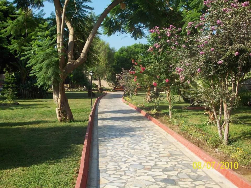 Herrlicher Garten Mira Meridia Beach Hotel