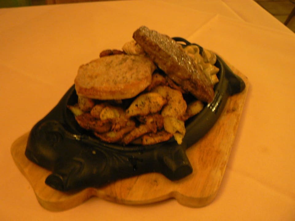 „Bernburger Schifferplatte“ 3 versch. Sorten Fleisch Hotel Stadt Bernburg