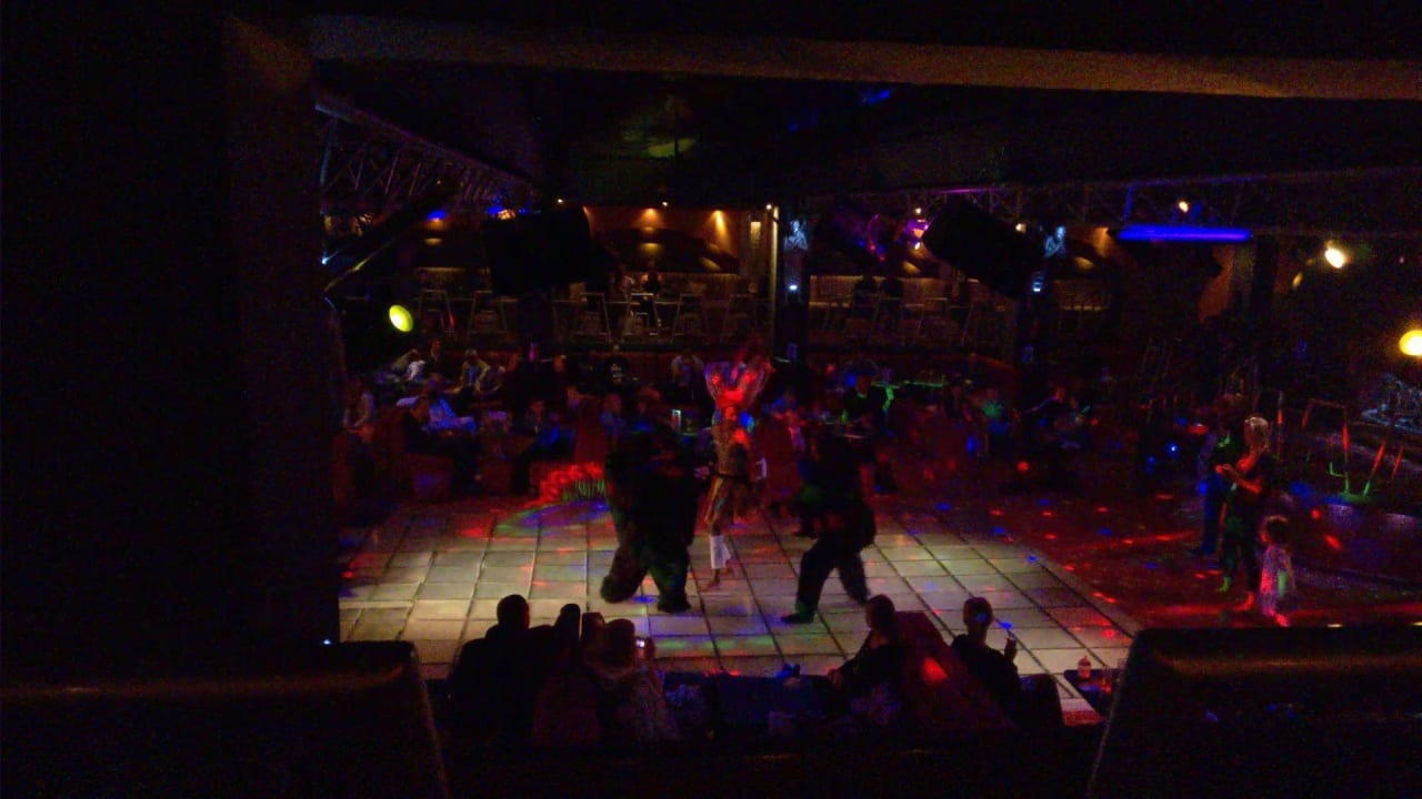 Showabend - African Show Titanic Beach Spa & Aqua Park