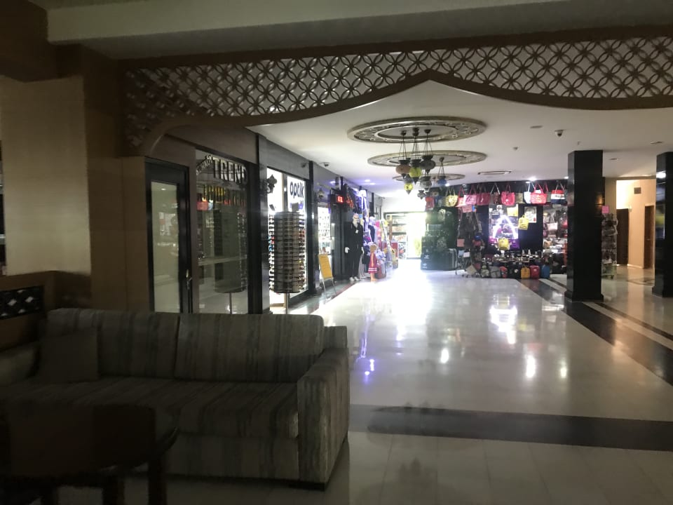 Lobby Seaden Corolla Hotel