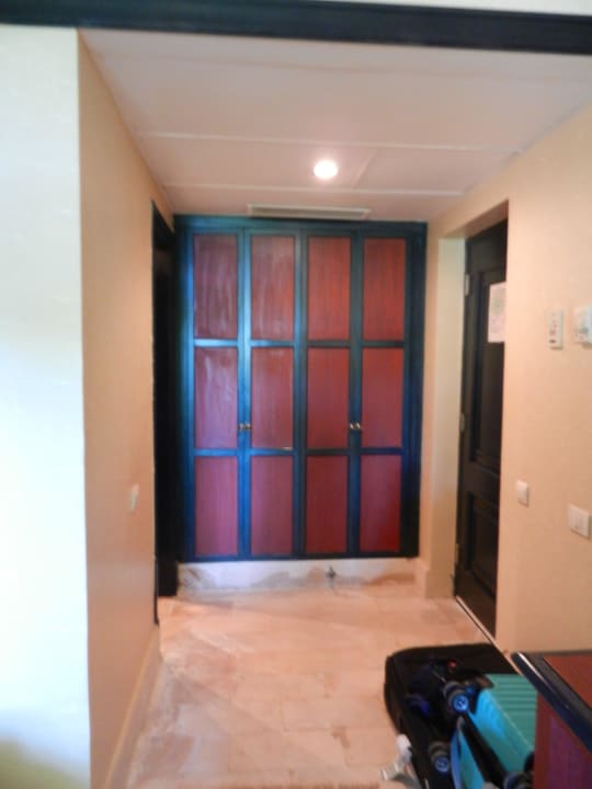 Schrank The Grand Hotel Sharm El Sheikh