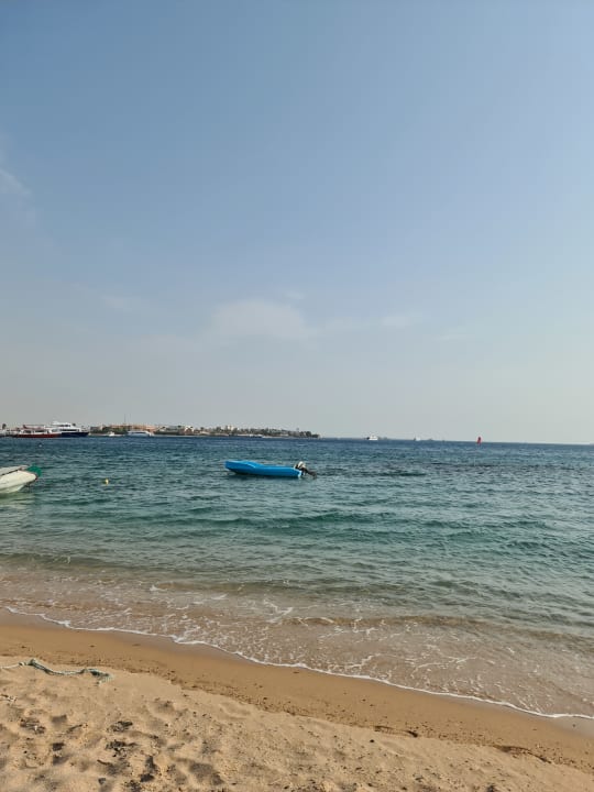 Strand Menaville Safaga