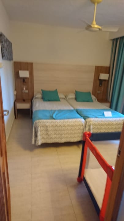 Zimmer Invisa Figueral Resort Cala Blanca