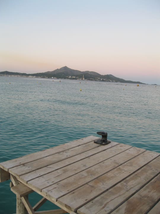 Petit ponton sur la mer BG Hotel Rei del Mediterrani Palace