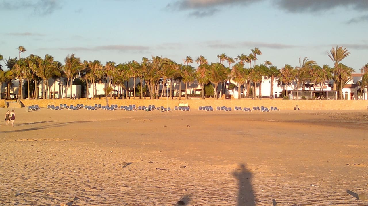 Blick zur Uferpromenade Barceló Fuerteventura Castillo