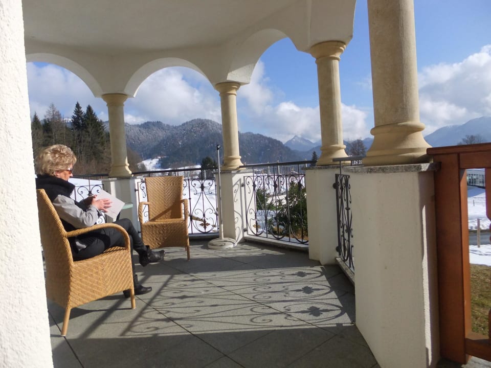 Nochmal vom Balkon in herrliches Sonnenwetter Wohlfühlresort Peternhof