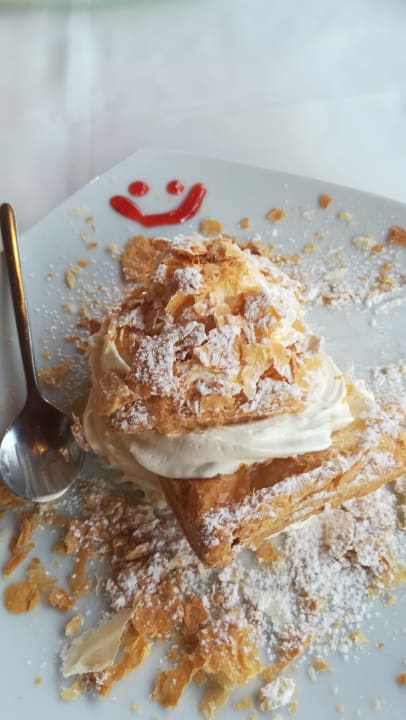 Gastro Asterias Village Resort