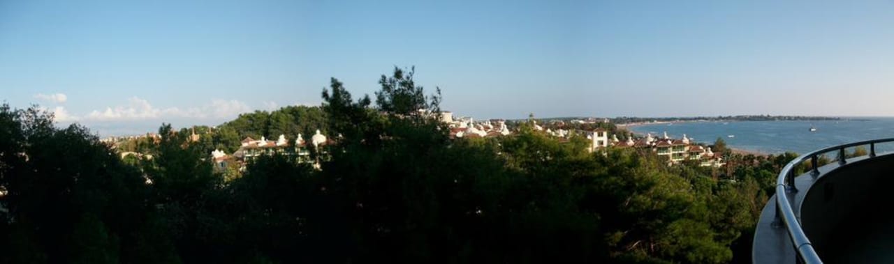 Panorama-Blick von der Terrasse des Melas Resort Melas Holiday Village