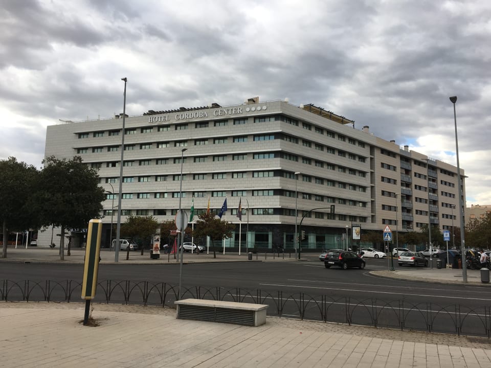 Außenansicht Hotel Cordoba Center