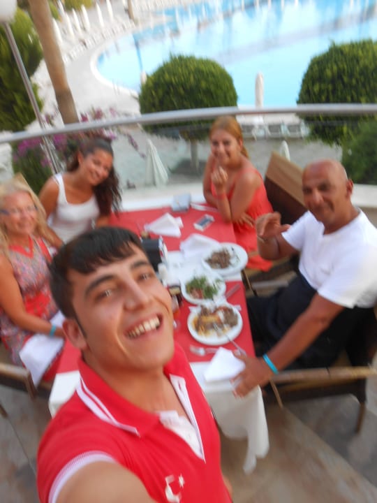 Freundlicher Mehmet Saphir Resort & Spa