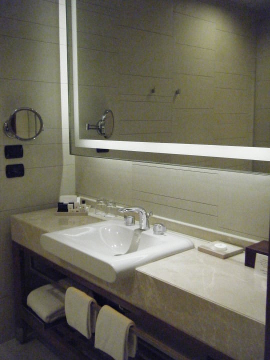 Sauberes Bad Eastin Grand Hotel Sathorn