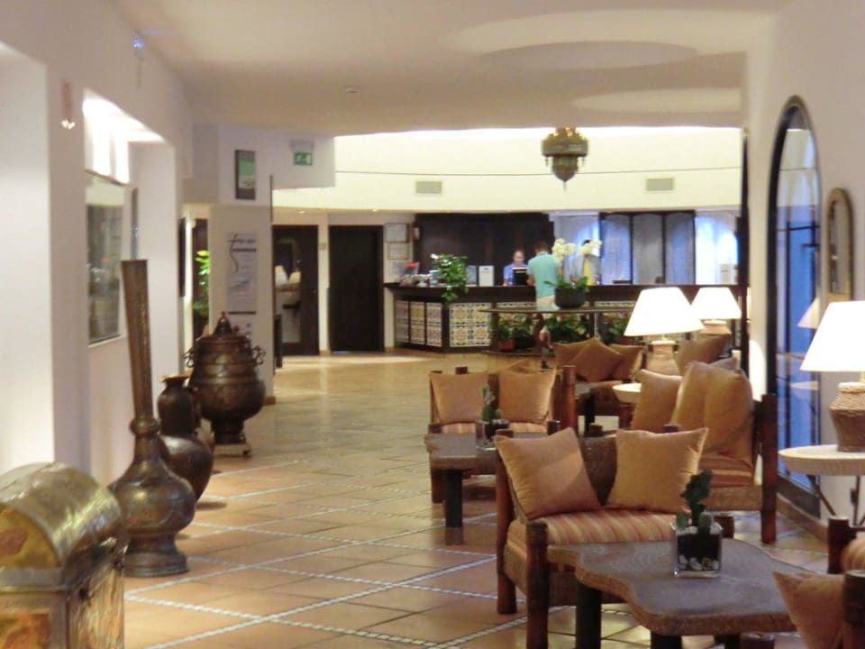 Lobby Seaside Hotel Sandy Beach