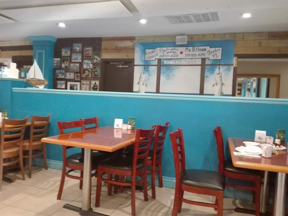 Gastro Hotel Ramada Inn of Naples