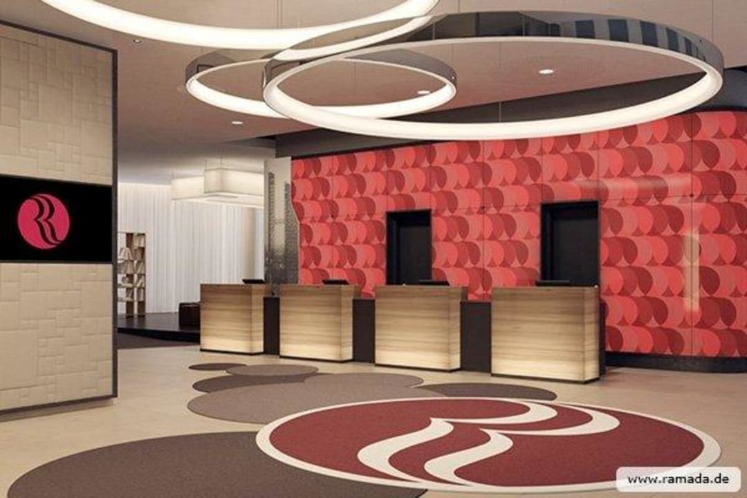 Reception H4 Hotel München Messe