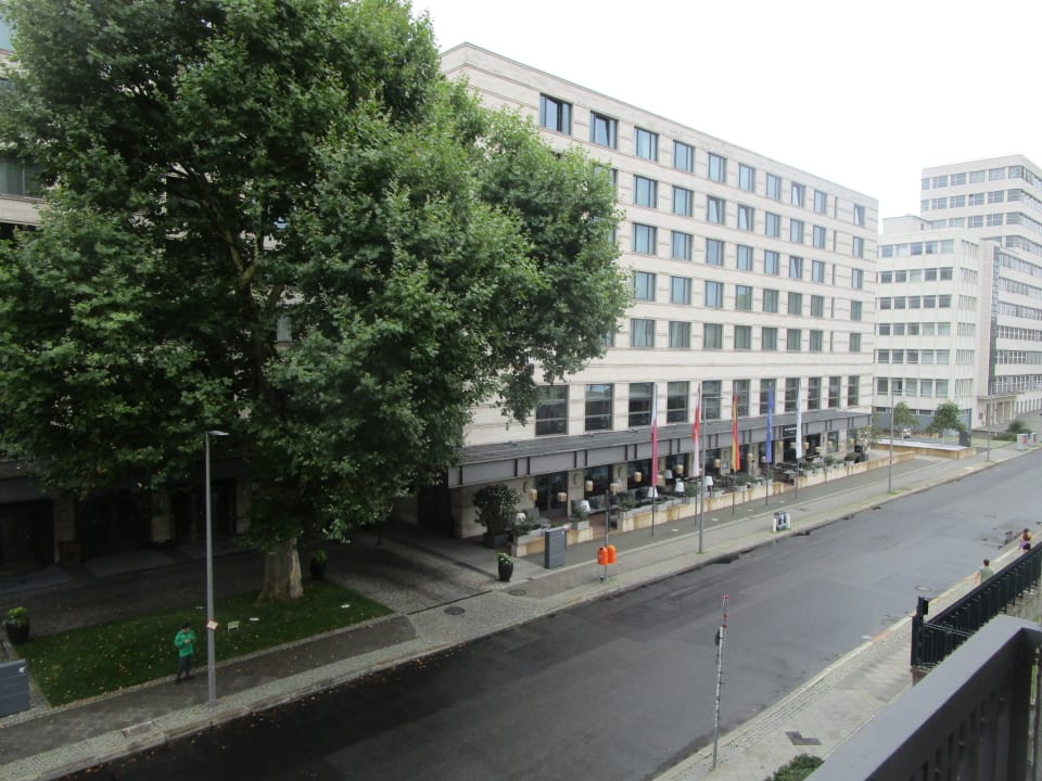 Außenansicht JW Marriott Hotel Berlin