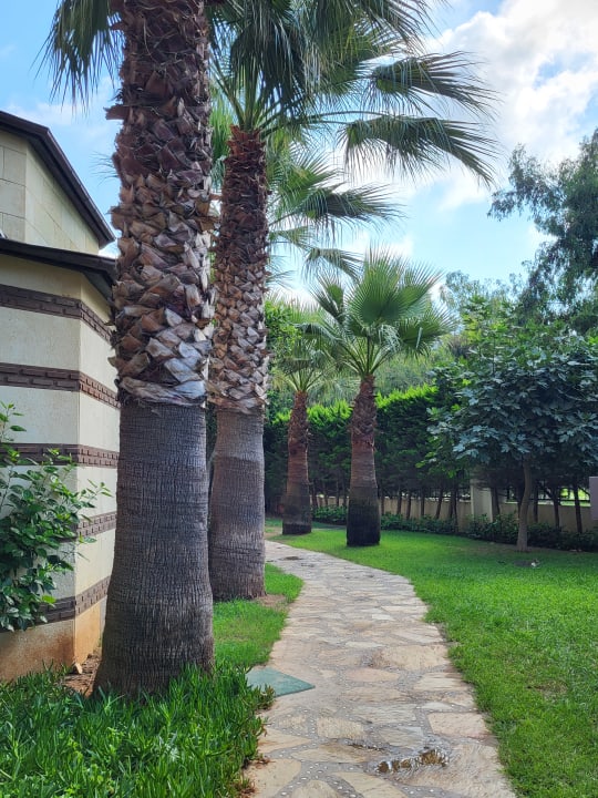 Gartenanlage Melas Lara Hotel