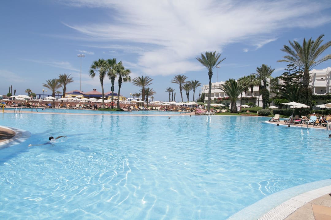 Basen Iberostar Waves Founty Beach