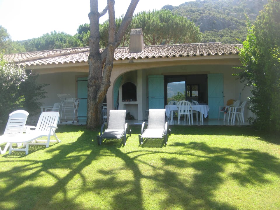 Ferienwohnung von der Gartenseite Ferienanlage Le Village Marin