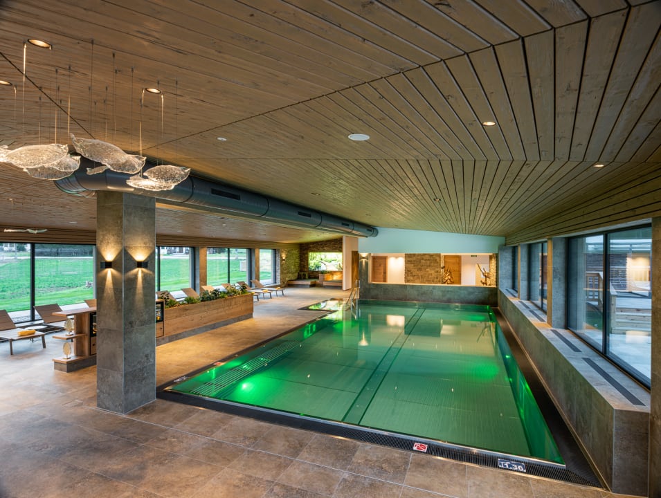 Pool Hotel Tyrol