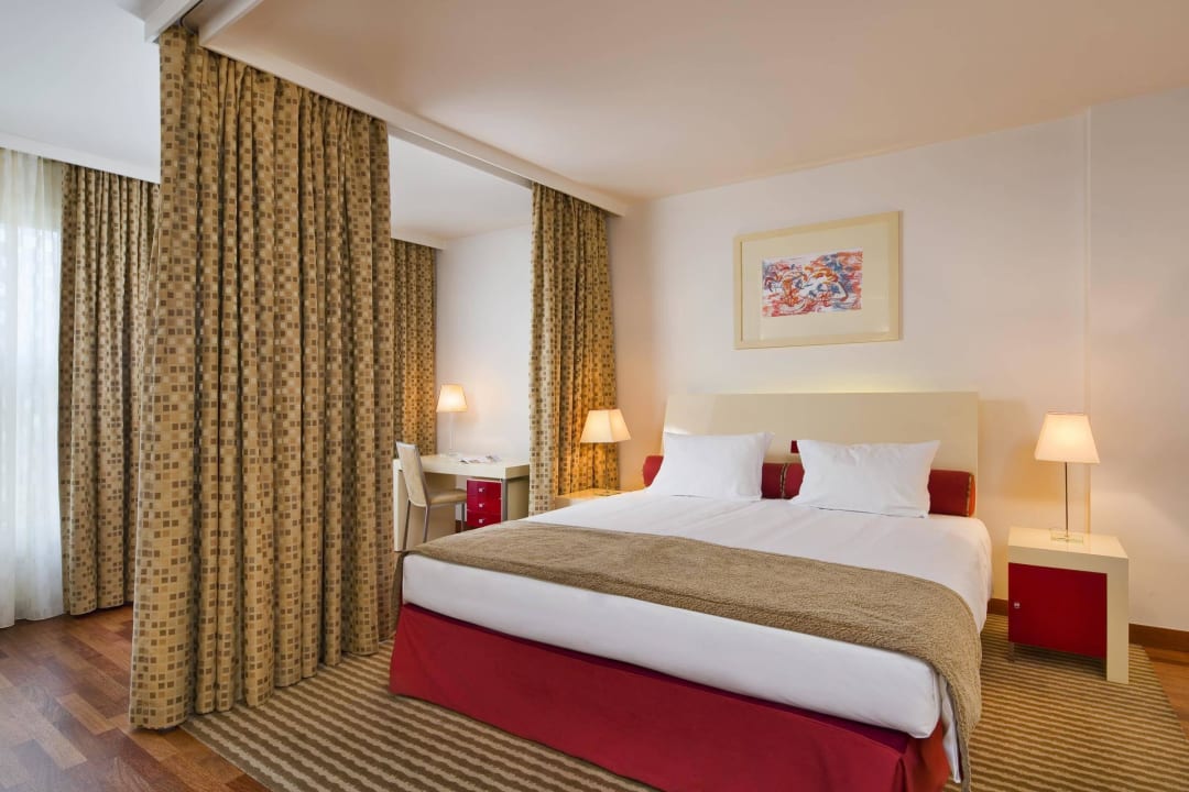 One Bedroom Suite Mamaison Residence Diana Warsaw