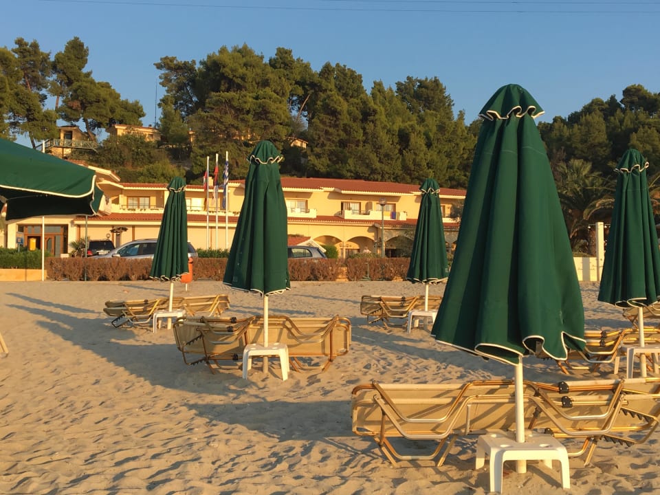 Außenansicht vom Strand Possidi Holidays Resort & Suite Hotel