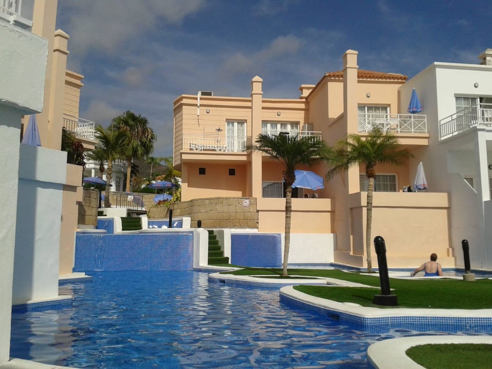 Blick auf die unteren Pools LABRANDA Bahía y Villas Fañabé