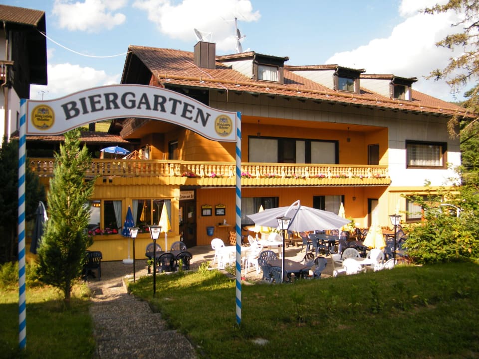 Biergarten im Sommer 2015  Hotel Ferien Vom Ich
